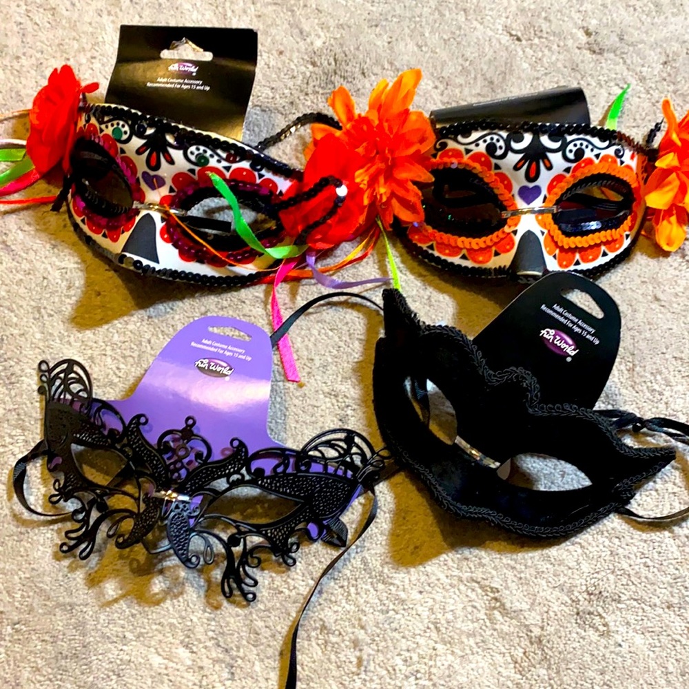 Mascaraed masks bundle